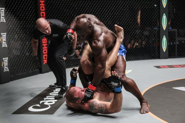 Alain Ngalani IMG_9114 600x400