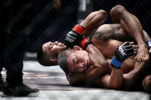 Amir Khan044 Highlights_SG11Nov 600x400