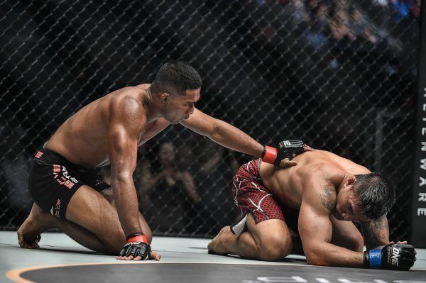 Amir Khan046 Highlights_SG11Nov 600x399