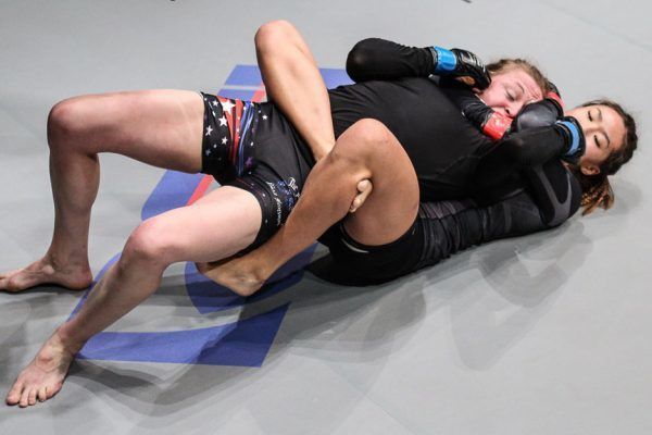 Angela Lee IMG_0814 600x400
