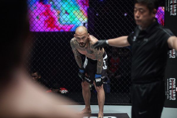 Kotetsu “No Face” Boku Warms Up For Battle