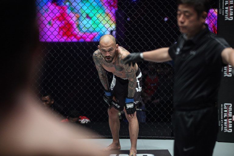 Kotetsu “No Face” Boku Warms Up For Battle