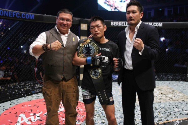 Yoshitaka Naito IMG_0307 600x400