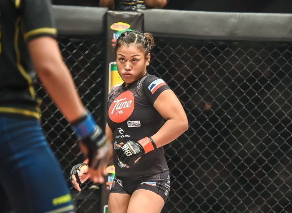 Ann Osman One FC KL 2017 Fights 178 600x438