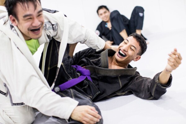 3 Reasons Why You Should Train Martial Arts With Your Colleagues