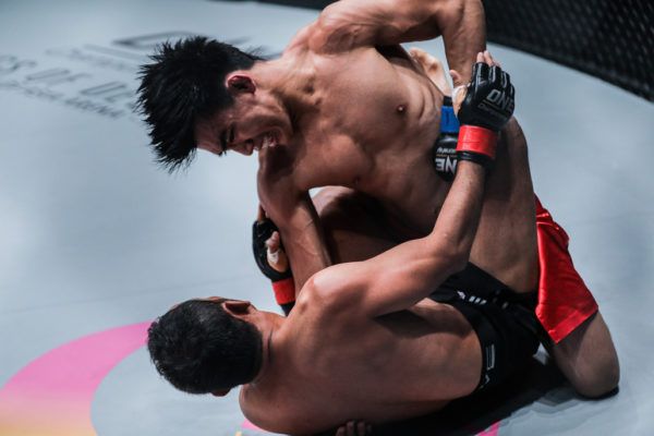 Joshua Pacio ADUX0842 600x400