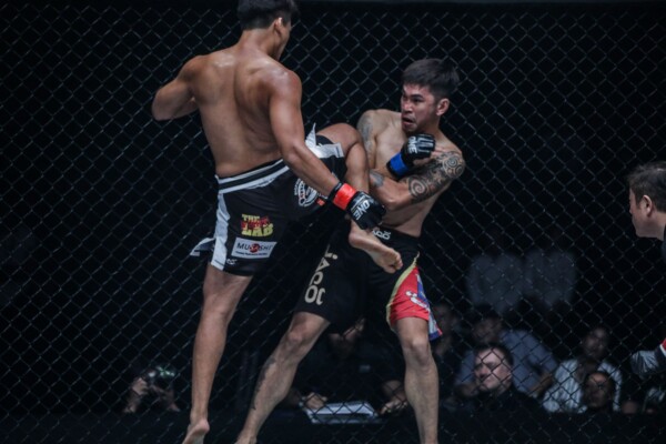 Shannon Wiratchai vs Richard Corminal ADUX1251 600x400