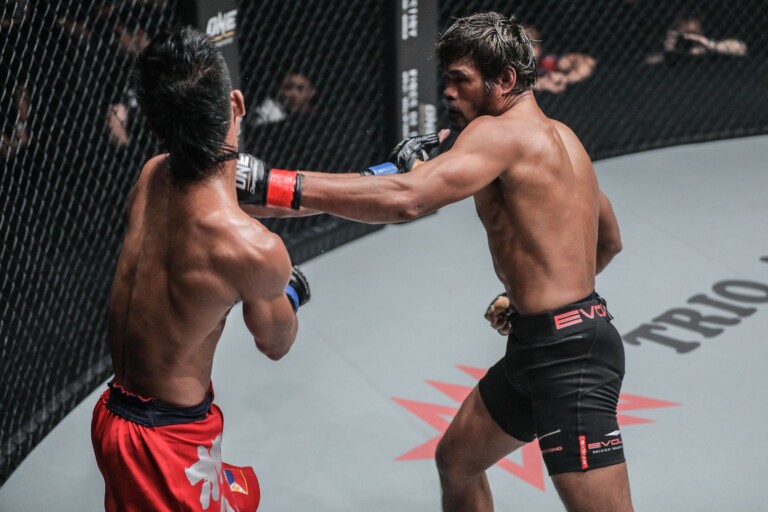 Yodsanan Sityodtong vs Ramon Gonzales ADUX0542 768x512