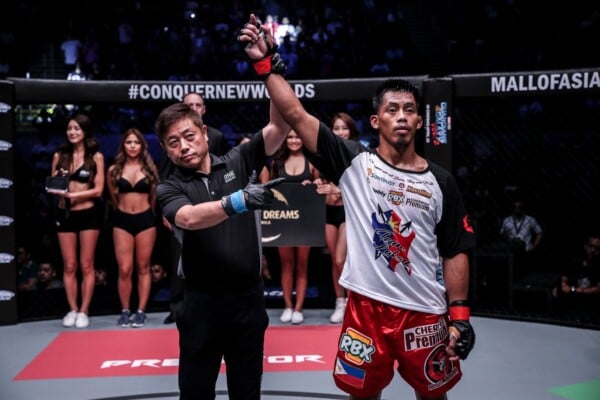 Honorio Banario IMG_0630 600x400