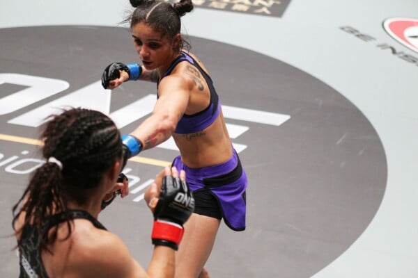 Istela Nunes IMG_9543 600x400