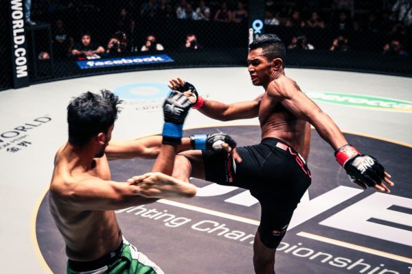 Amir Khan CTT_1898 600x400