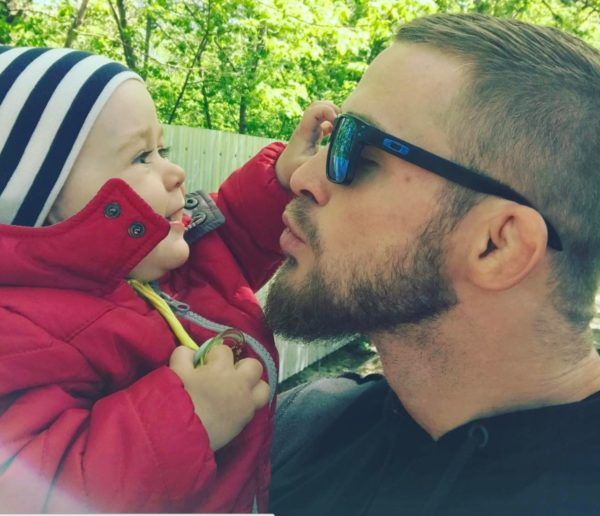 9 Heartwarming Images Of ONE Heroes And Their Kids
