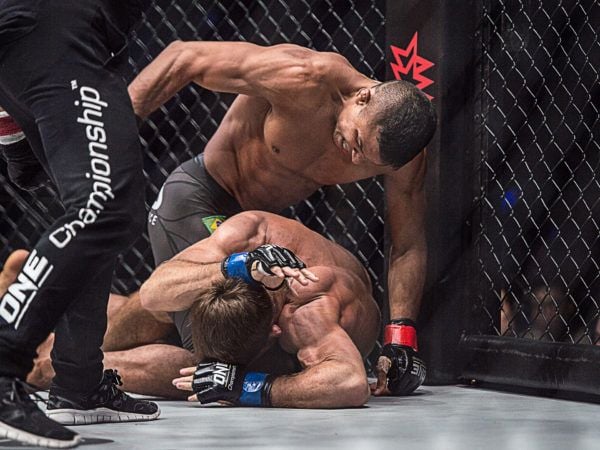 Bibiano Fernandes Macau Fight 3 18 2 600x450