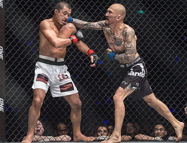 Kotetsu Boku Macau Fight 3 33 600x460