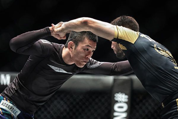 Shinya Aoki ONE1705_2850 600x400