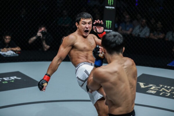 Timofey Nastyukhin Makes Winning Return, Decisions Koji Ando