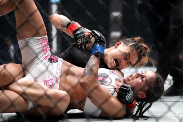 Angela Lee ONE1705_4111 600x400
