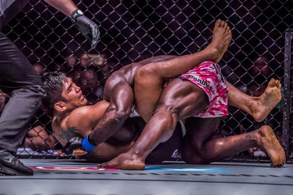 Aung La N Sang Yangon Fights 70 600x400