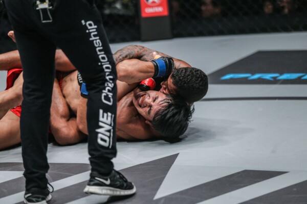Adriano Moraes IMG_3256 600x400