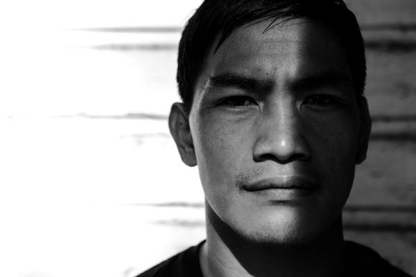 Eduard Folayang ADUX9564e bw web 600x400