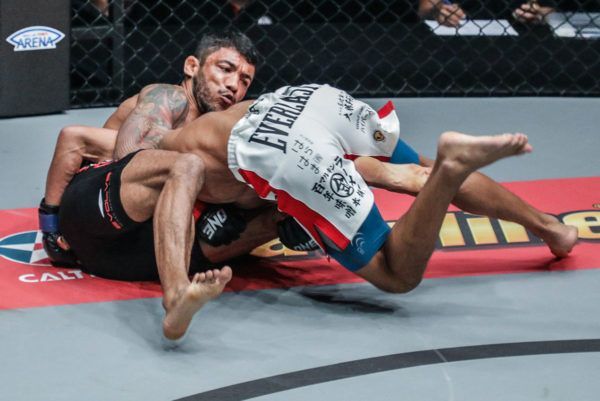 Alex Silva ADUX7892 600x401
