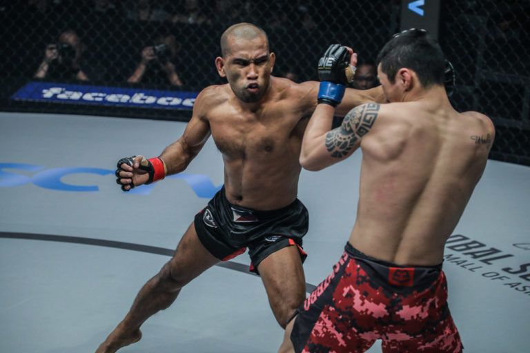 Wushu World Champion Rene Catalan throws a left hook