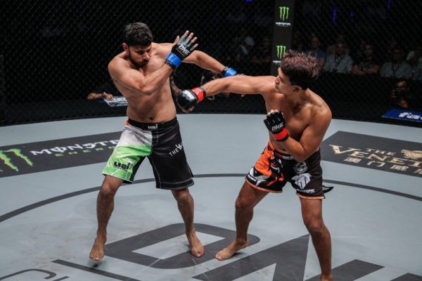 Shannon Wiratchai IMG_2530 600x400