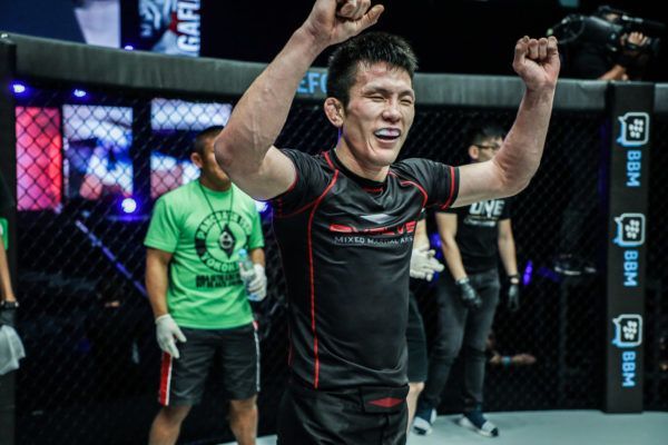 Shinya Aoki 171124SG_DC 0072 600x400