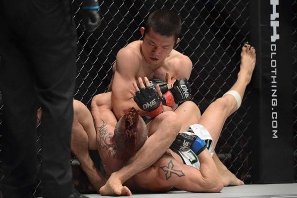 Shinya Aoki LTL_5203 600x400