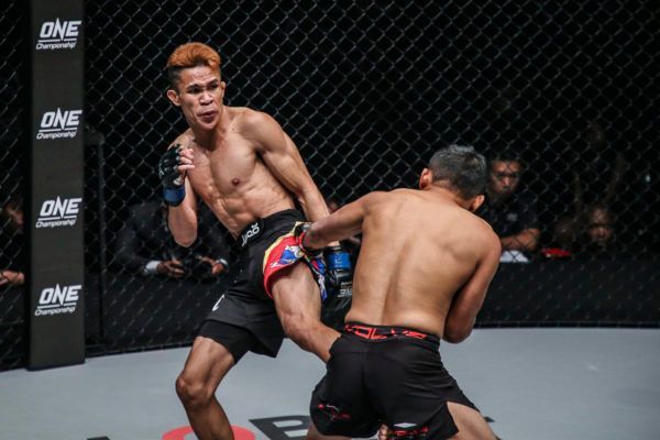 Jeremy Miado IMG_2361 600x400