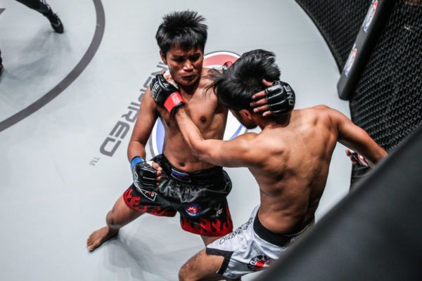 Khon Sichan IMG_6062 600x400