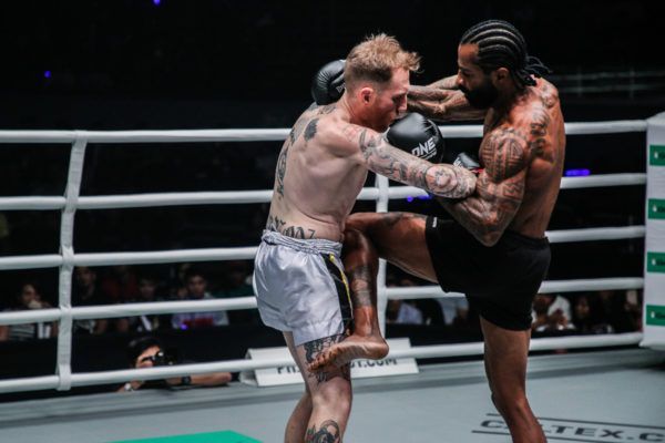 Cosmo Alexandre KOs Elliot Compton In ONE Super Series Tilt