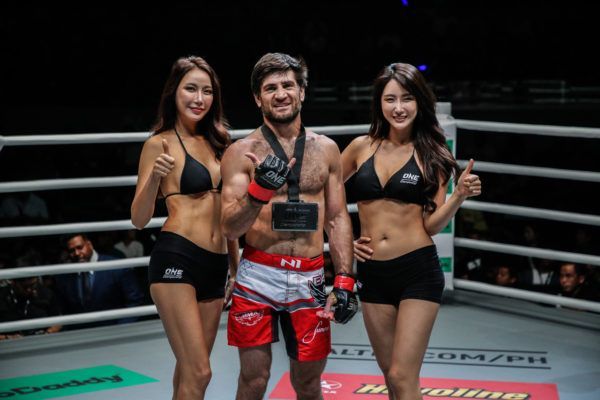 Marat Gafurov Chokes Out Emilio Urrutia In Short Order