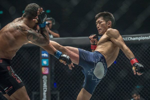 Yoshitaka Naito Bangkok Fights 2 16 2 600x400