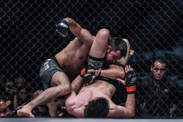 Shinya Aoki ASH_1888 600x400