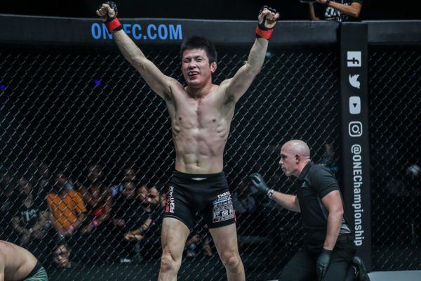 Shinya Aoki Swiftly Submits Rasul Yakhyaev