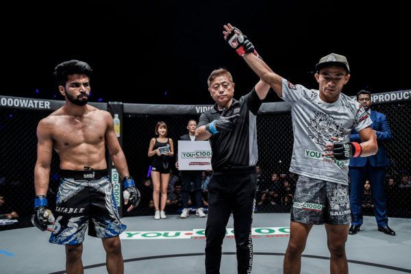Stefer Rahardian Stands Supreme In Strawweight Debut