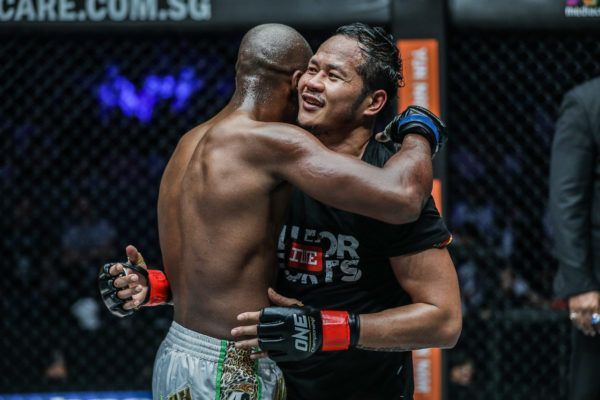 Yodsanklai Fairtex IMGL7076 600x400