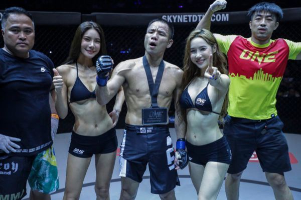 Chen Lei IMGL0538 600x400