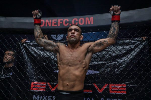 Leandro Issa IMGL2079 600x400