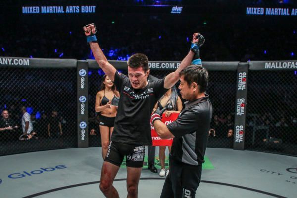 Shinya Aoki DC 7703 600x400