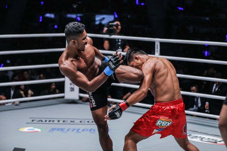 Amir Khan IMGL5432 768x512