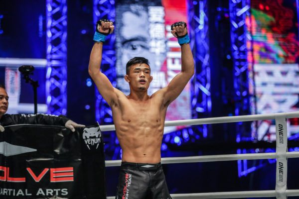 Christian Lee IMGL5179 600x400