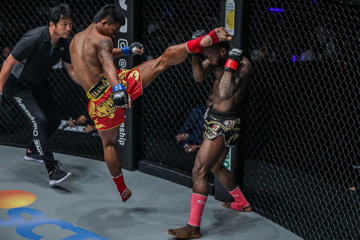 Thailand martial artist Rodtang Jitmuangnon kicks Sergio Wielzen
