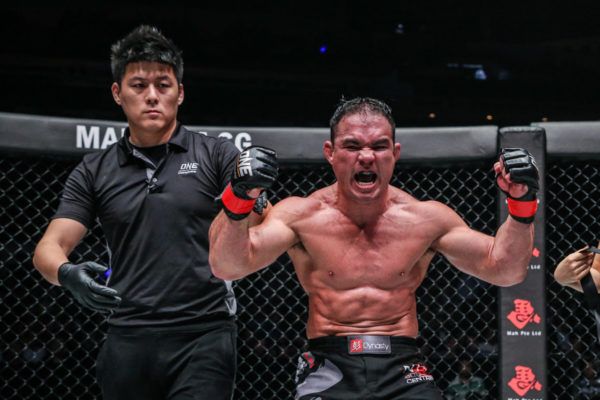 Adrian Pang IMG_0220 600x400