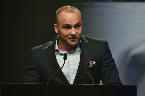 Eddie Alvarez One Singapore Press Nov 2018 416 600x400