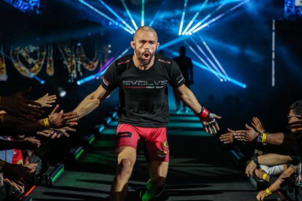 Garry Tonon IMG_9670 600x400