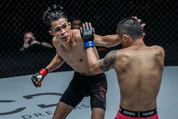 Jeremy Miado DC 0993 600x400