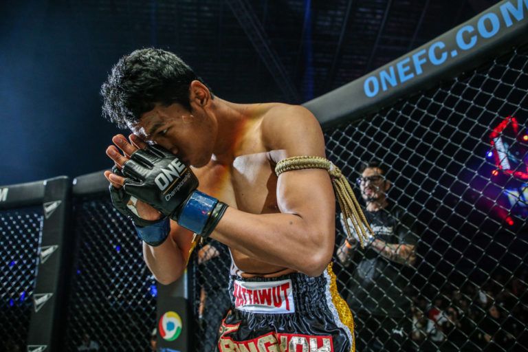 Jo Nattawut IMG_9899 768x512