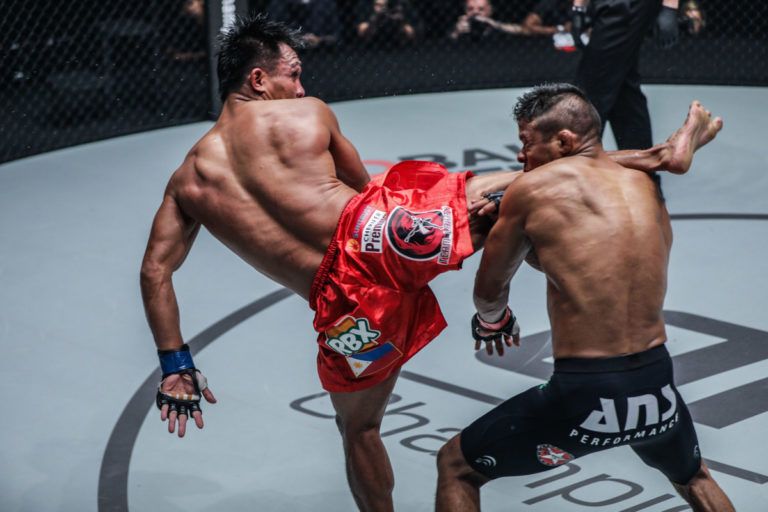 Kevin Belingon and Bibiano Fernandes clash at ONE: HEART OF THE LION